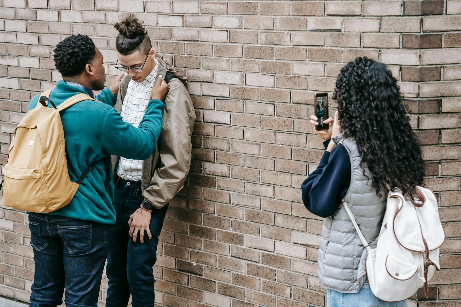 La Alerta de la OMS Sobre la Prevalencia de la Violencia de Pareja entre Adolescentes